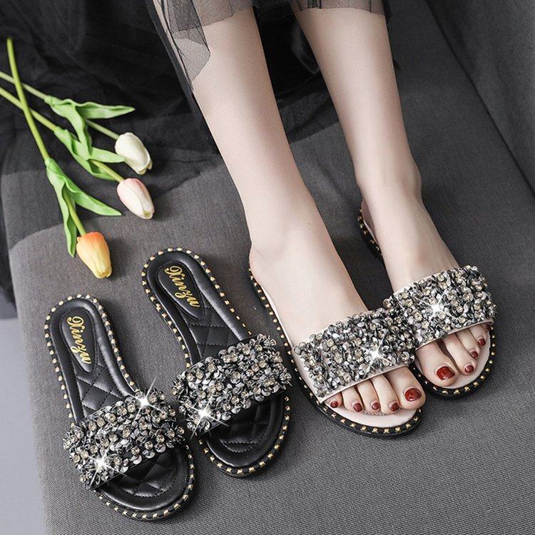 35-43特大码女鞋41加大号凉拖42平底水钻一字拖鞋女休闲百搭凉鞋在类目 女鞋, 拖鞋中 - 来自Buy2taobao.com提供专业的淘宝代购服务