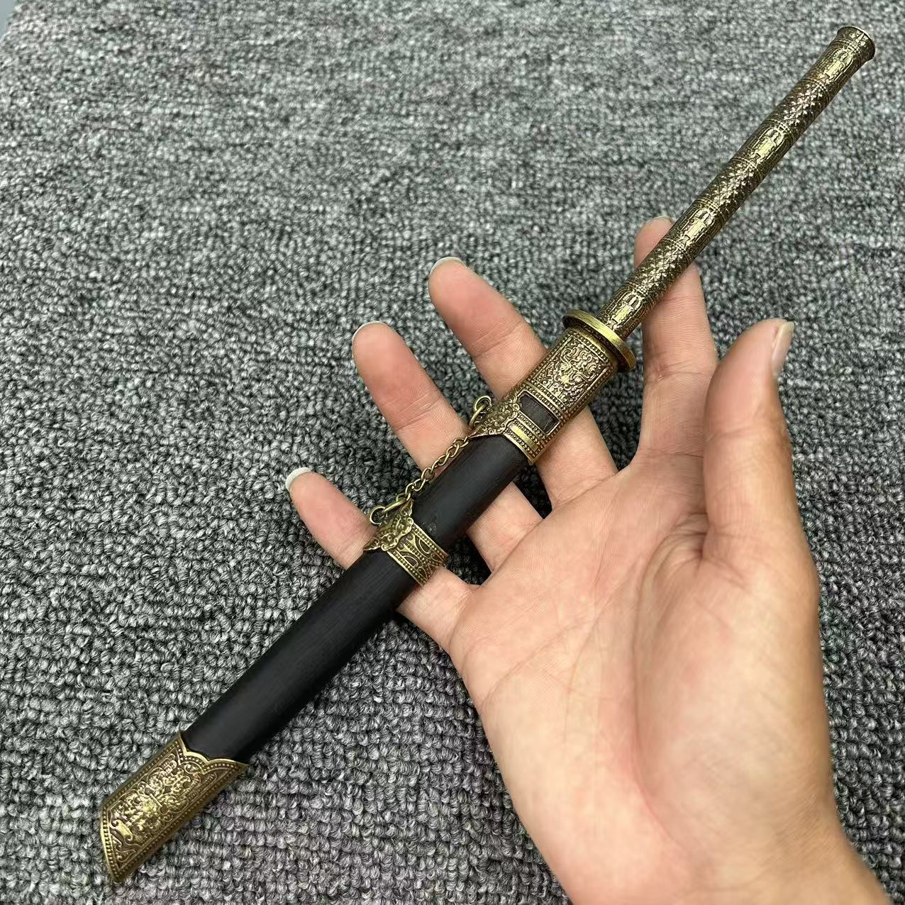 康熙战刀斩马刀微缩1比6康熙战刀剑