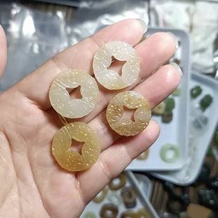 天然新疆且末料和田玉铜钱玉币雕刻金钱手串佛珠百搭diy玉石配饰