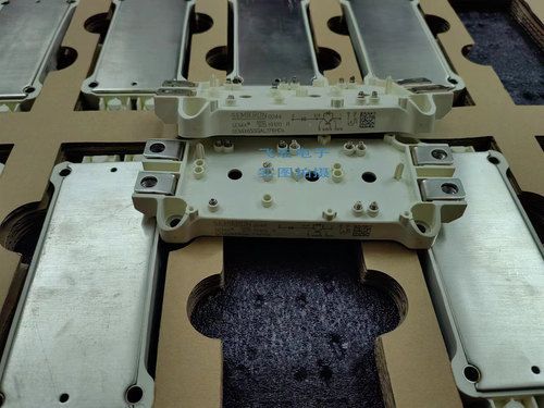 SEMIX402GB066HDS SEMIX603GB066HDS 353GB126V1 SEMiX303GB12E4s