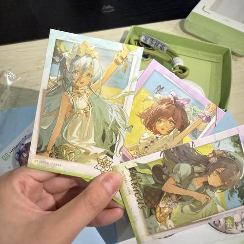 正品代购奈雪联名重返未来1999拍立得小卡纸信圈儿马库斯37徽章