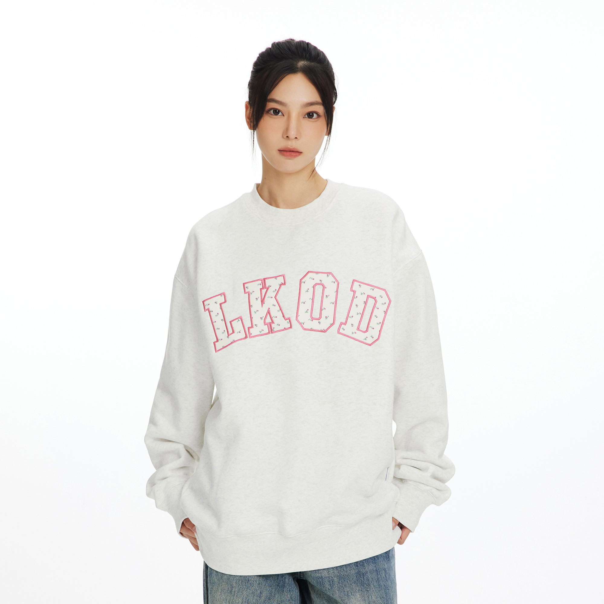 LKOD贴布碎花情侣圆领卫衣