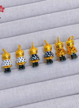 金色珐琅彩凯蒂猫吊坠项链