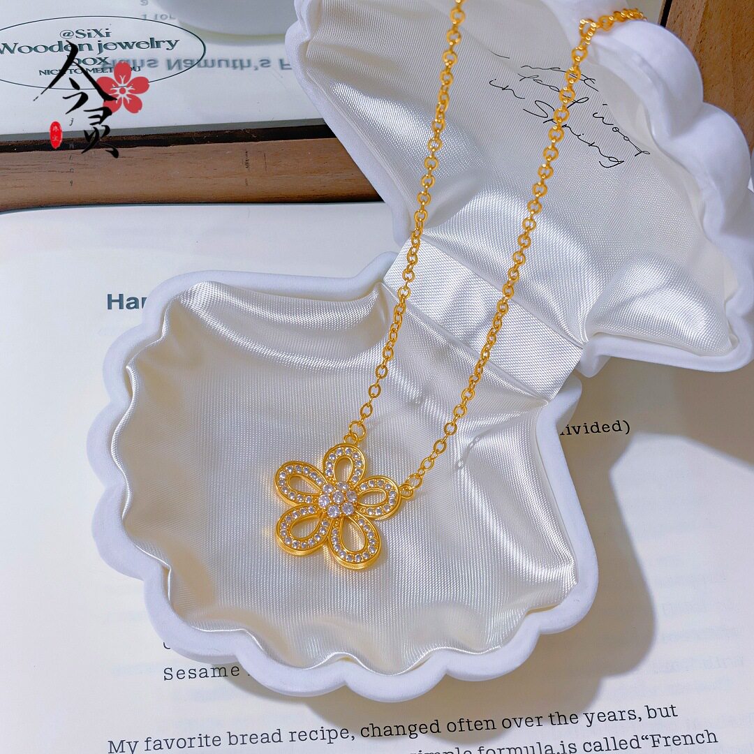 金色同款沙金镶钻太阳花项链精致高级感花朵锁骨链轻奢简约首饰品