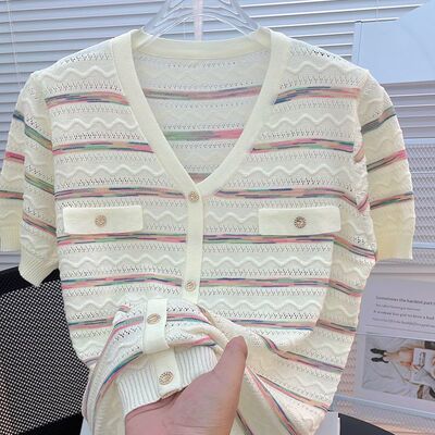 2025新款夏季渐变色法式小香风条纹冰丝针织衫女士V领短袖薄款t恤