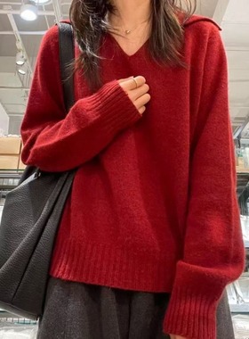 氛围感新年红色浣熊绒v领毛衣秋冬季慵懒高级感本命年针织衫上衣