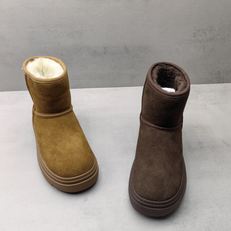 实拍2025秋冬款真皮雪地靴