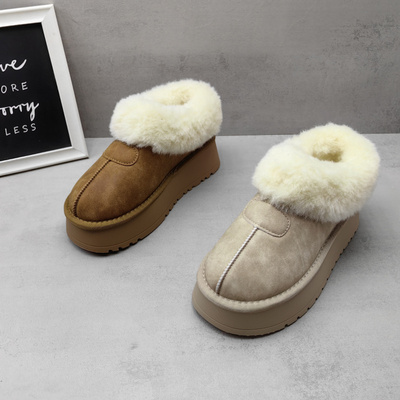 实拍2025秋冬款PU皮加绒保暖女靴