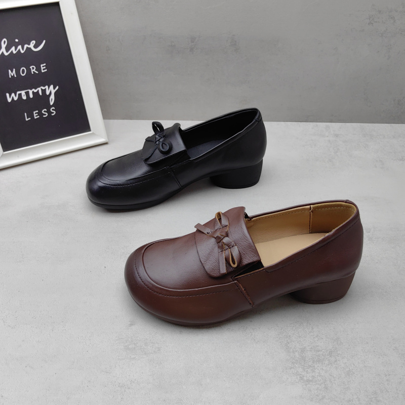 2025秋季新款真皮复古圆头单鞋