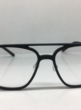 灰黑色碳素纤维飞行员款眼镜平面镜