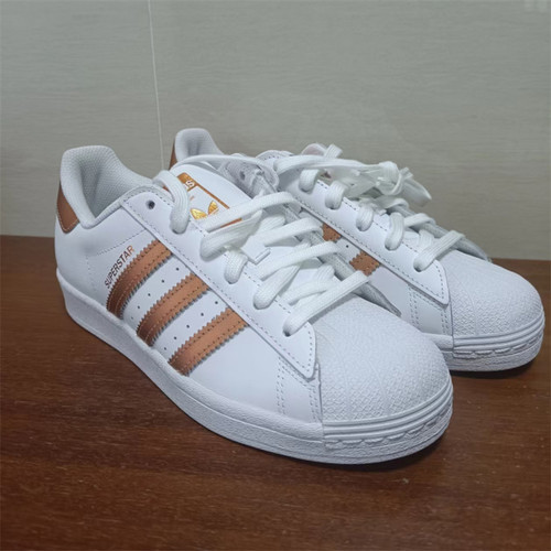 Adidas/阿迪达斯 三叶草 Superstar 白金 贝壳头休闲板鞋 FX7484