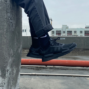 NMD Adidas 男女运动休闲鞋 三叶草 BOOST GX9587 阿迪达斯