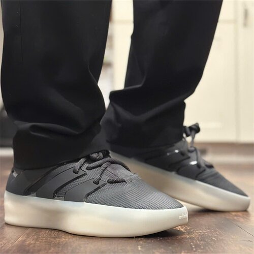 Adidas/阿迪达斯 FEAR OF GOD ATHLETICS FOG联名复古球鞋 IF6680