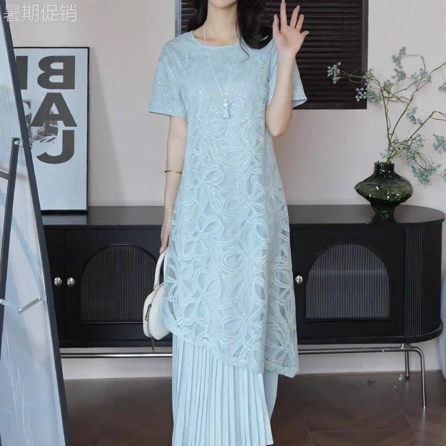高级感圆领重工刺绣蕾丝带细闪拼接洋装女夏季大尺码休闲蓝色裙子
