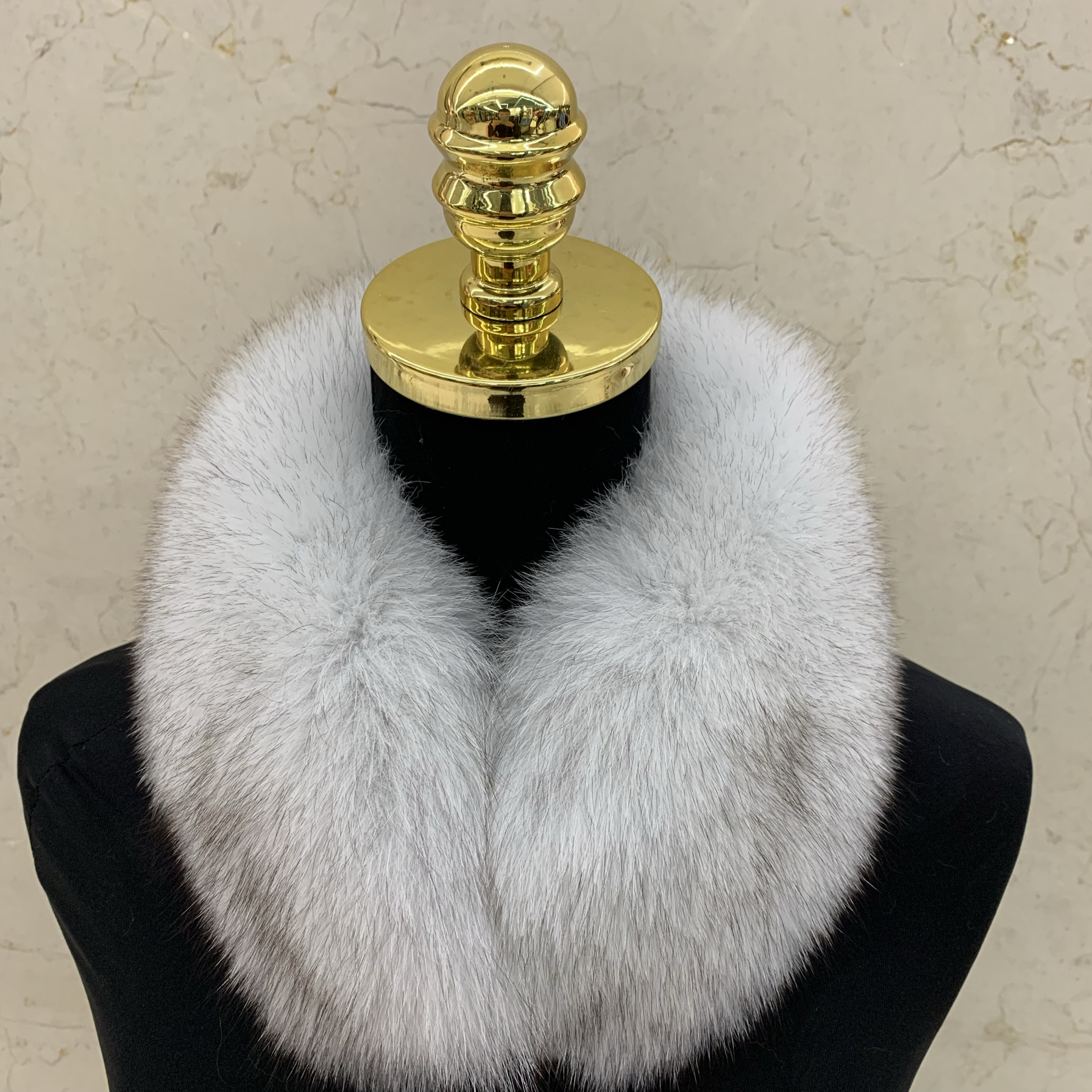 狐狸毛磁铁吸扣款围巾百搭秋冬