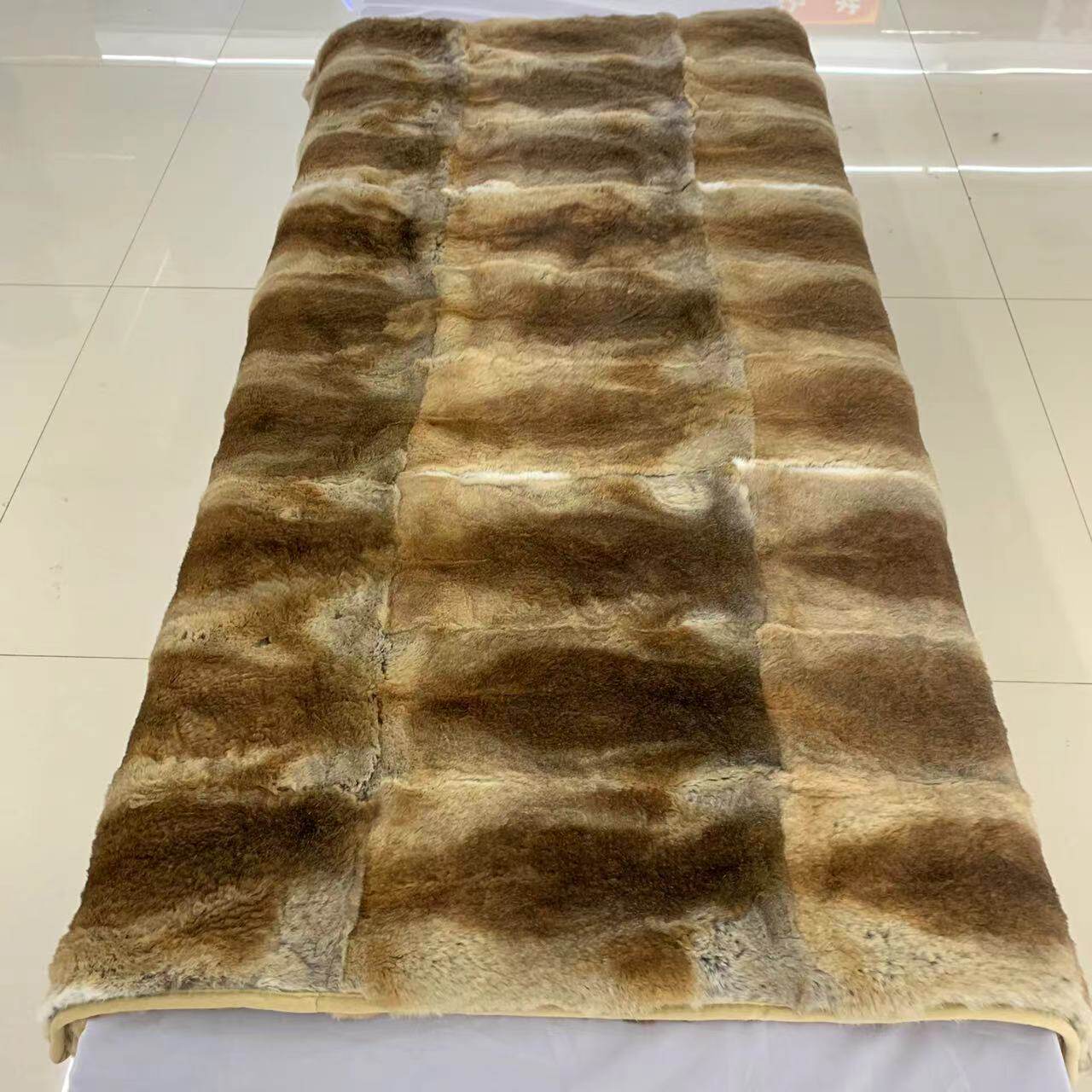 真獭兔毛毯子垫子毛毯冬季超柔软沙发毯床毯地毯衣服面料支持订做