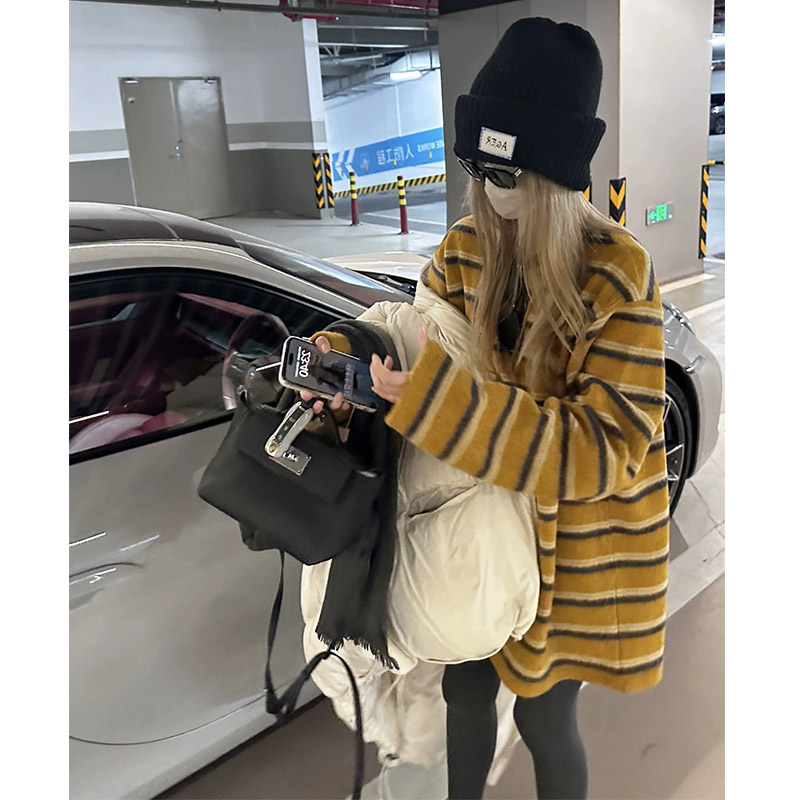 条纹加厚宽松大T恤上衣女