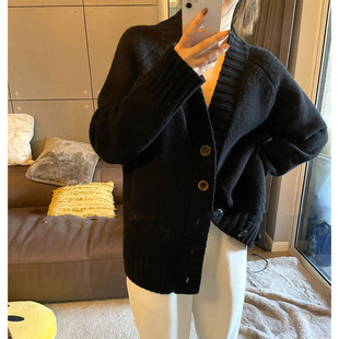 EEWEN返场2025年秋季一件黑色毛衣外套女羊毛粗织开衫宽松加厚