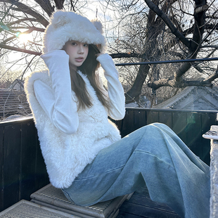 小熊耳朵羊羔毛皮草马甲女连帽毛毛外套2025秋冬新款环保马夹背心