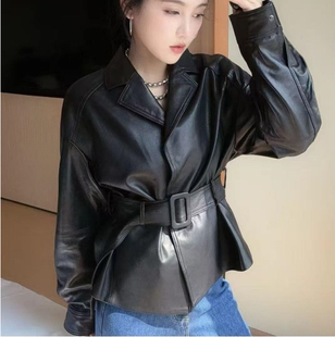 女士西装 领腰带羊皮皮衣M1864