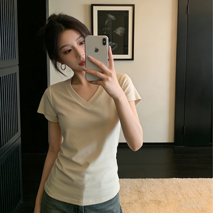新款 t恤女夏季 掐腰显瘦绝美上衣 胖mm韩系杏色v领宽松正肩短袖 大码