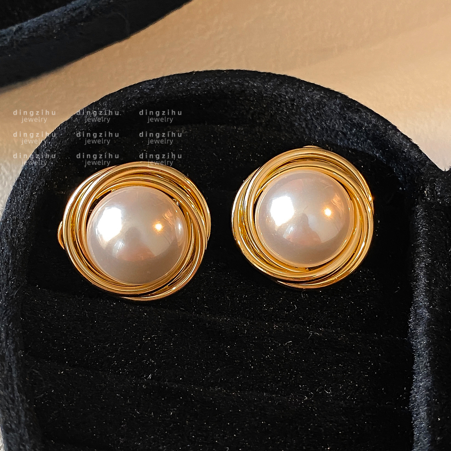 欧美大珍珠耳环女简约设计轻奢高级感复古气质耳钉巨好看金色耳饰