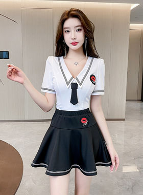 新款学院风足疗足浴店技师服百褶