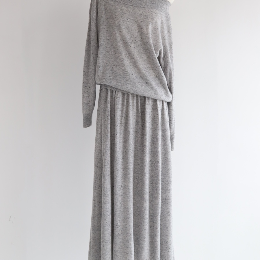 缤纷纱多种穿法毛针织衫+半裙