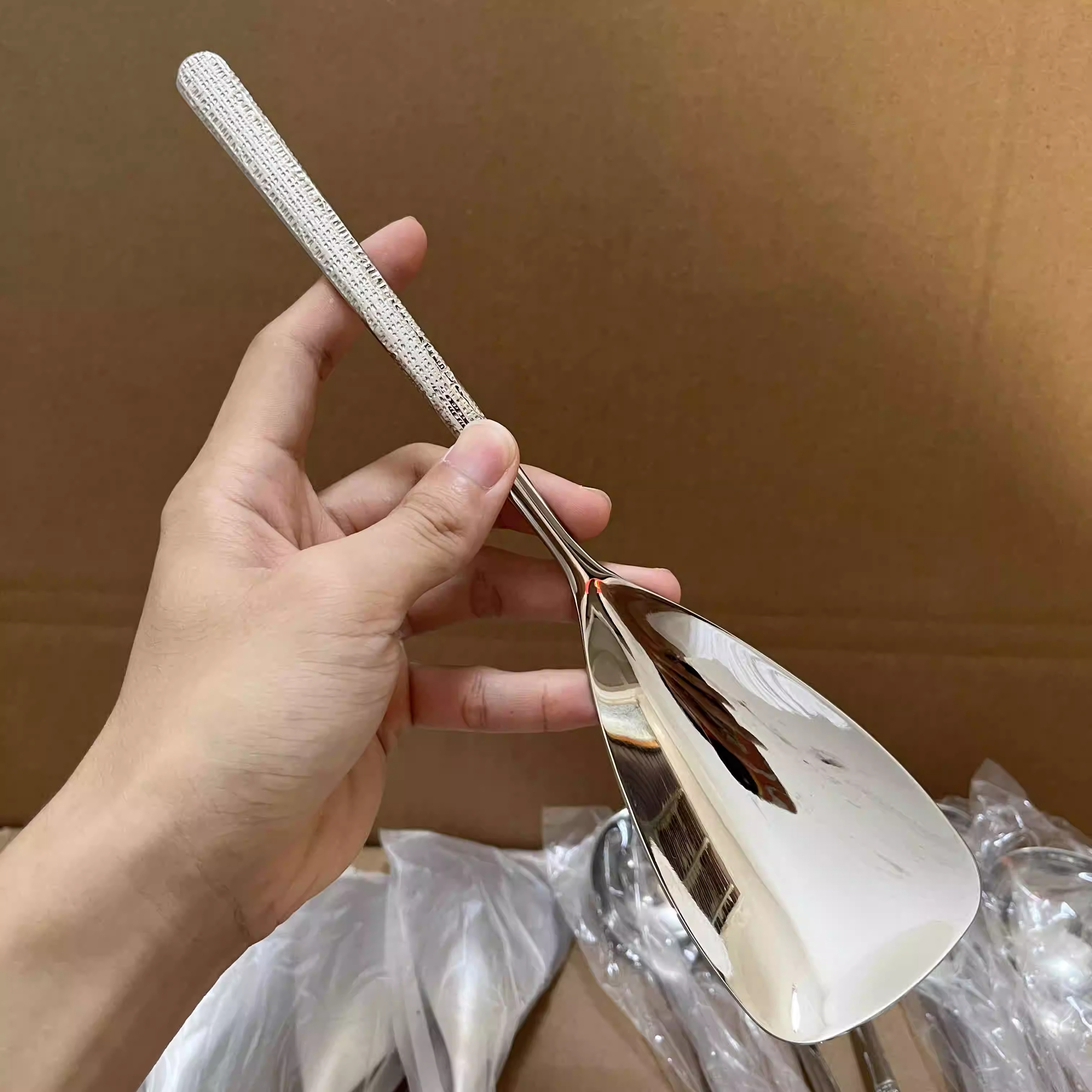 含泪出!巨便宜日本锤纹不锈钢西餐勺主餐更吃饭勺子调羹汤勺
