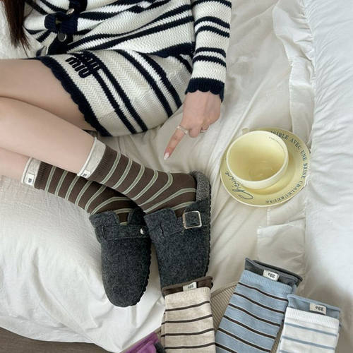 韩国东大门egg布标堆堆袜