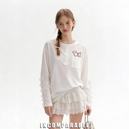 设计感白色圆领刺绣蕾丝T恤女潮