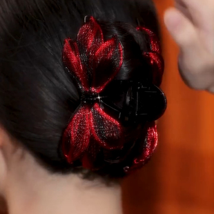 2024新款手工铜丝编织花朵抓夹轻奢水晶叶子后脑勺盘发鲨鱼夹发饰