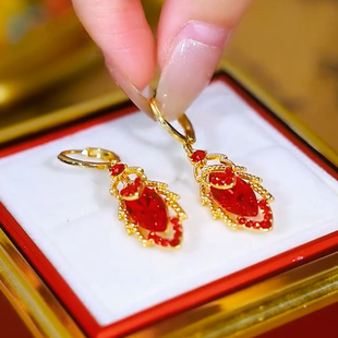 气质红色水晶叶子耳扣女2025秋冬新款耳环时尚百搭高级感大气耳饰