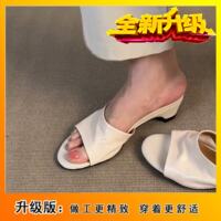 A perfect match for a skirt and flip-flops, a vacation style that is comfortable and versatile. Minimalist style, toe-exposing thick-heeled one-shoulder slippers, suitable for women to wear outdoors in summer thumbnail 4