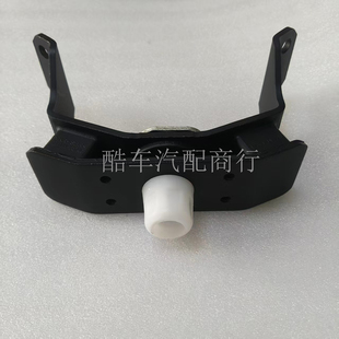 适用于丰田海拉克斯REVO波箱胶ATM发动机1KD机脚胶发动机支架胶