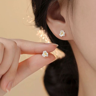 925银针山茶花耳钉女轻奢小众高级感新款 耳环百搭森系小花耳饰