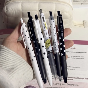 日本KOKUYO国誉sousou中性笔联名斑马笔学生用黑白杆波点刷题笔