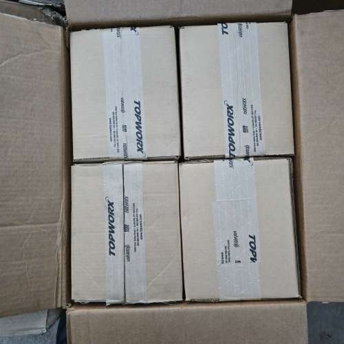 TopWorx 阀门限位器，3台未开包，一台开包验货，4