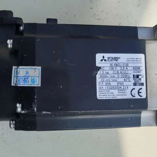 电机，型号HG-KN43J-S100 ，400W ，图片