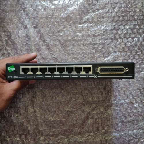 DIGI终端服务器，STS1800。