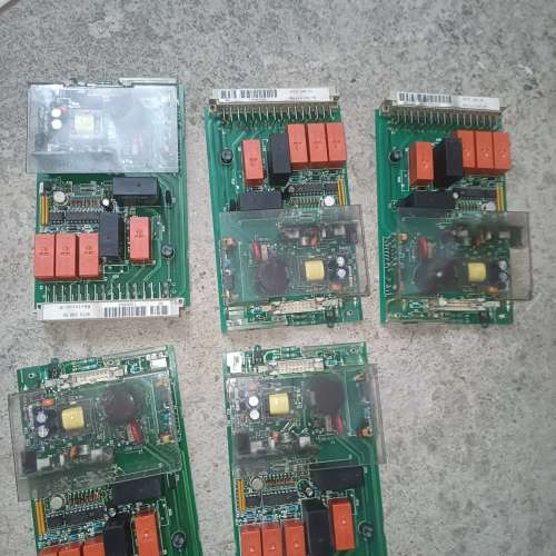 ABB综合保护继电器 SPTU 240 R1拆机实图拍摄