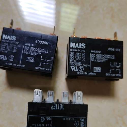 继电器HE1aN一DC12V，AHE1211，（55元）