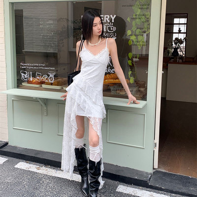 Monday JA 白色设计感不规则连衣裙女夏季修身显瘦蕾丝拼接吊带裙