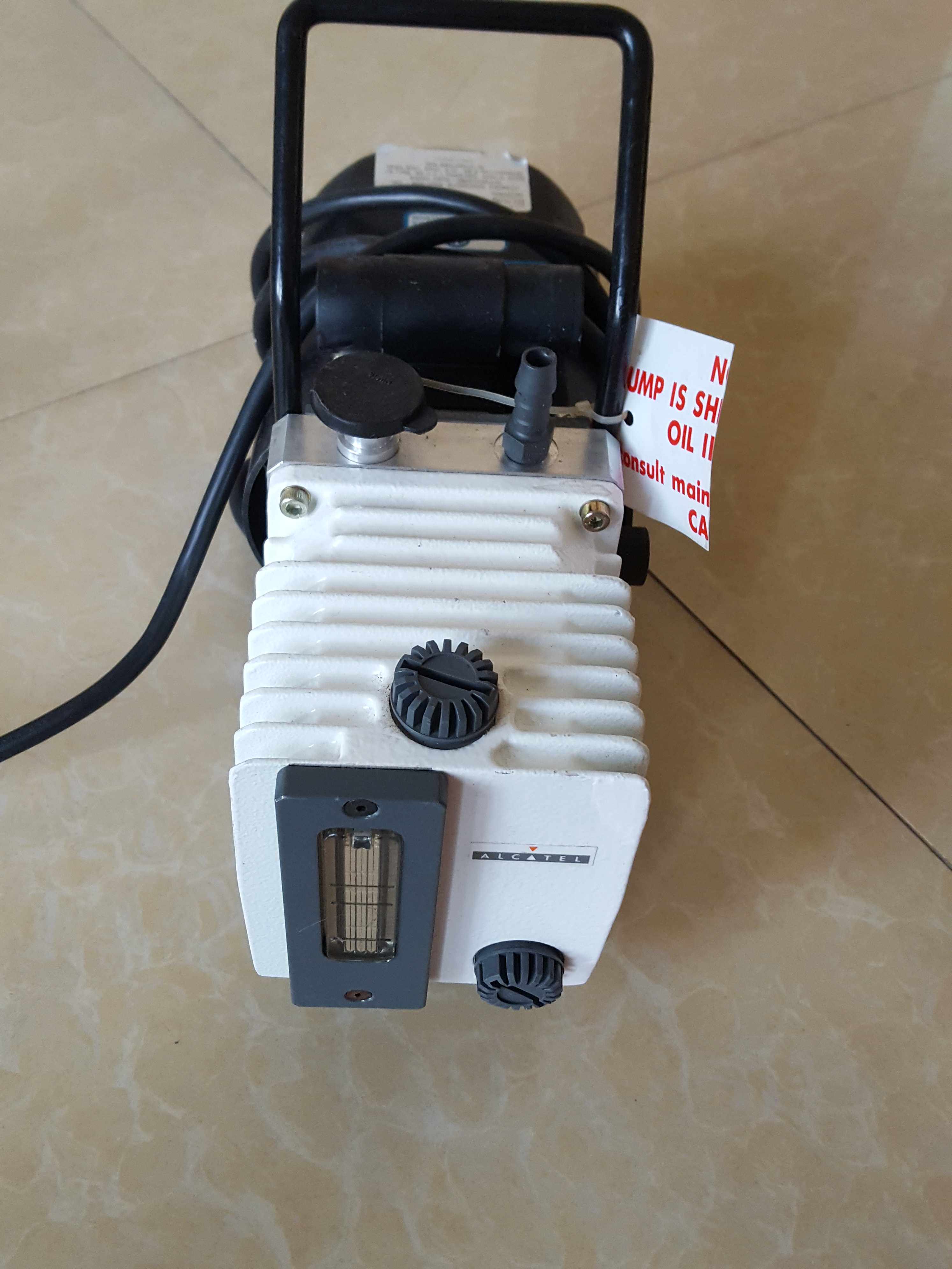 阿尔卡特 alcatel 2002 i 真空泵