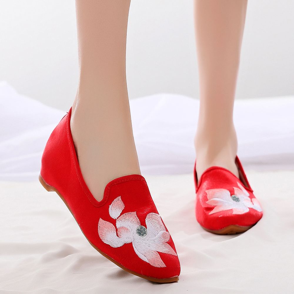 日常室外穿舞蹈精美亮丝面单鞋女