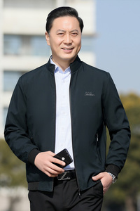 8818/P75 父亲衣服中老年立领夹克外套中年男装薄款外套图片