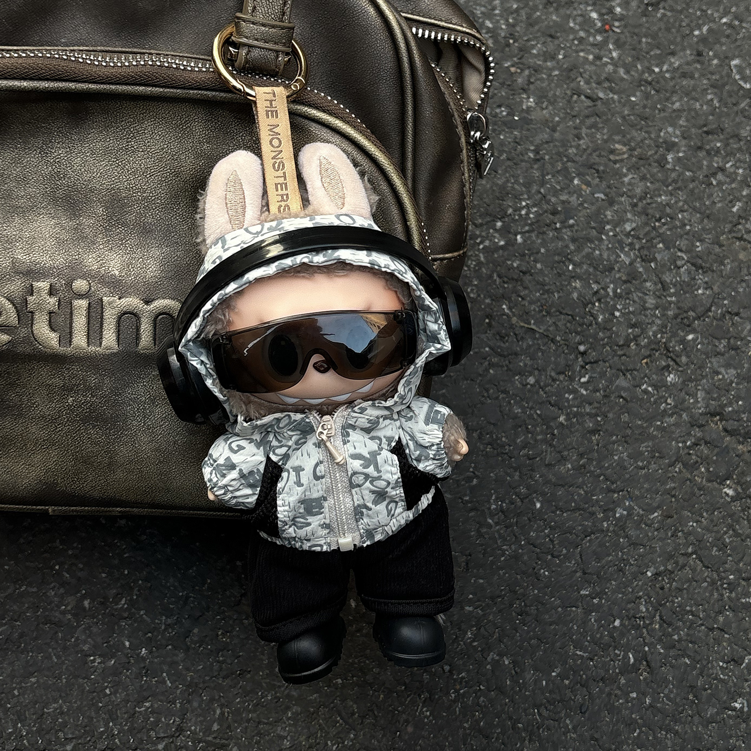 原创！拉布布一二三代通用娃衣labubu潮酷卫衣耳机套装大牌感