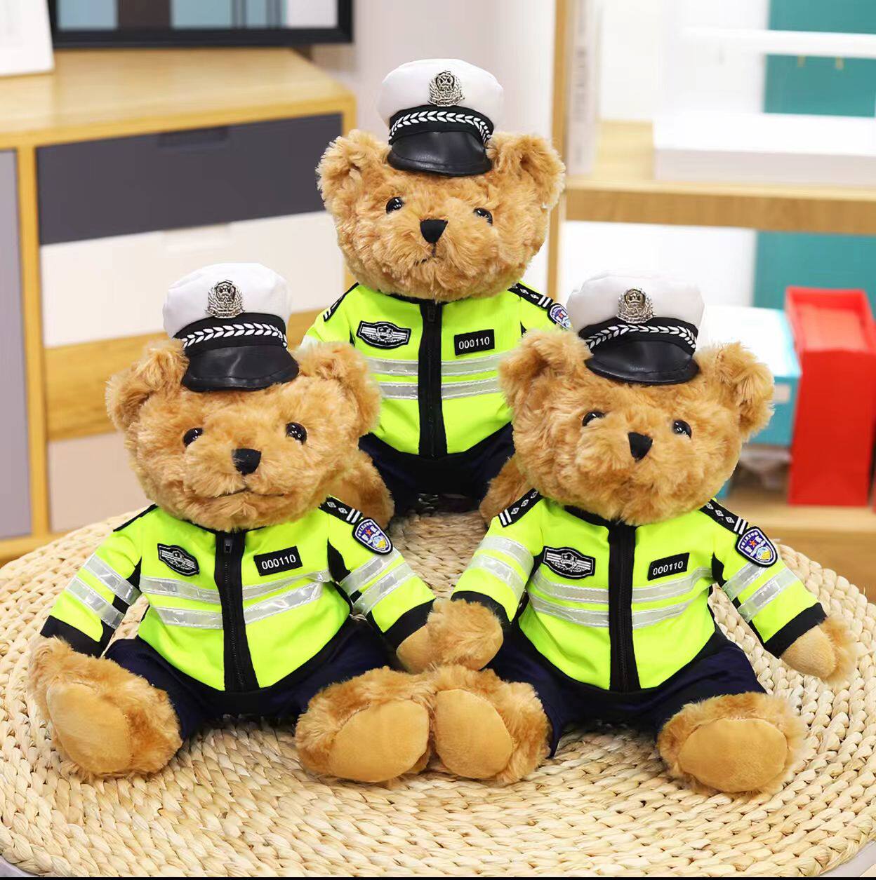 交警小熊公仔铁骑小熊警官制服熊骑行反光服交通小熊网红警察小熊