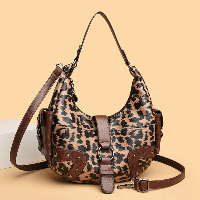 品牌真皮牛皮女包豹纹帆船包女单肩手提斜跨包复古铆钉装饰小方包,箱包皮具/热销女包/男包,通用款女包,淘宝优惠券,粉丝福利购,淘宝优惠卷