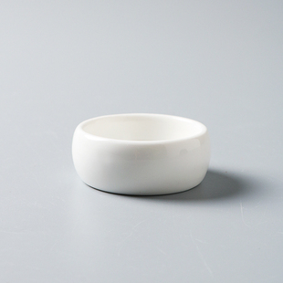 陶瓷纯白特色圆形鼓形碟子2英寸辣椒粉碟子酱碟味碟小圆碟醋味碟